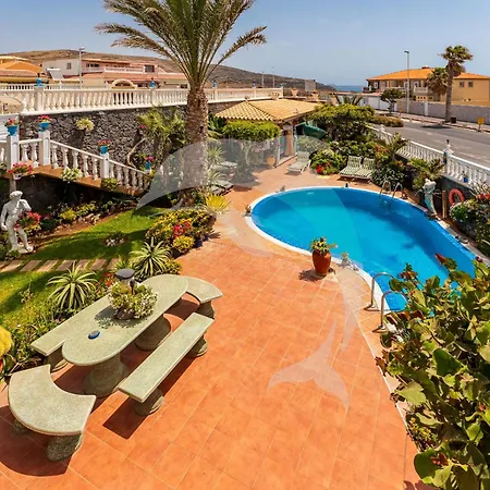 Gran Apto 69 Pax Pool Wifi Loft Ad 度假居